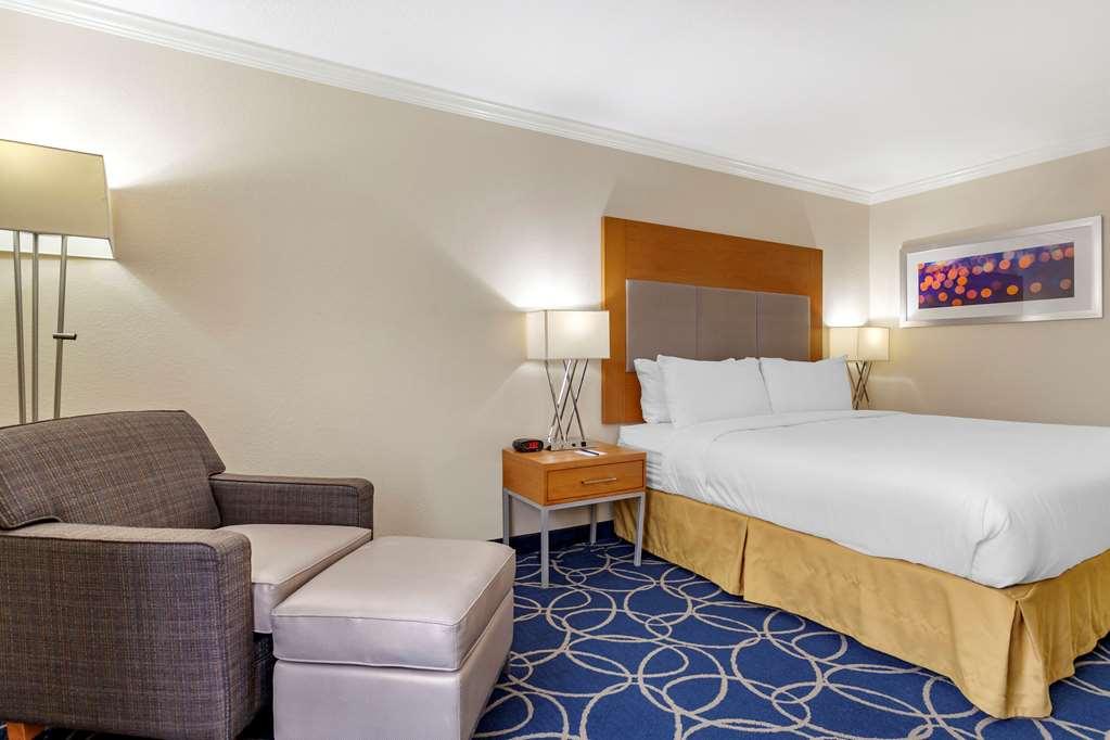 Comfort Inn & Suites Houston I-10 West Energy Corridor Phòng bức ảnh