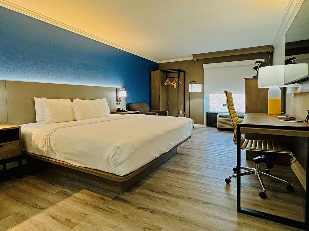Comfort Inn & Suites Houston I-10 West Energy Corridor Phòng bức ảnh