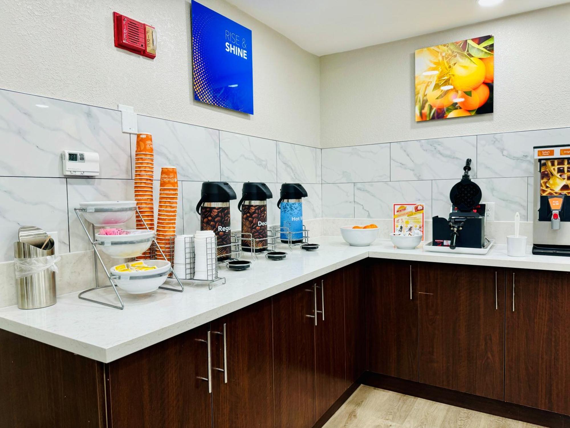 Comfort Inn & Suites Houston I-10 West Energy Corridor Ngoại thất bức ảnh