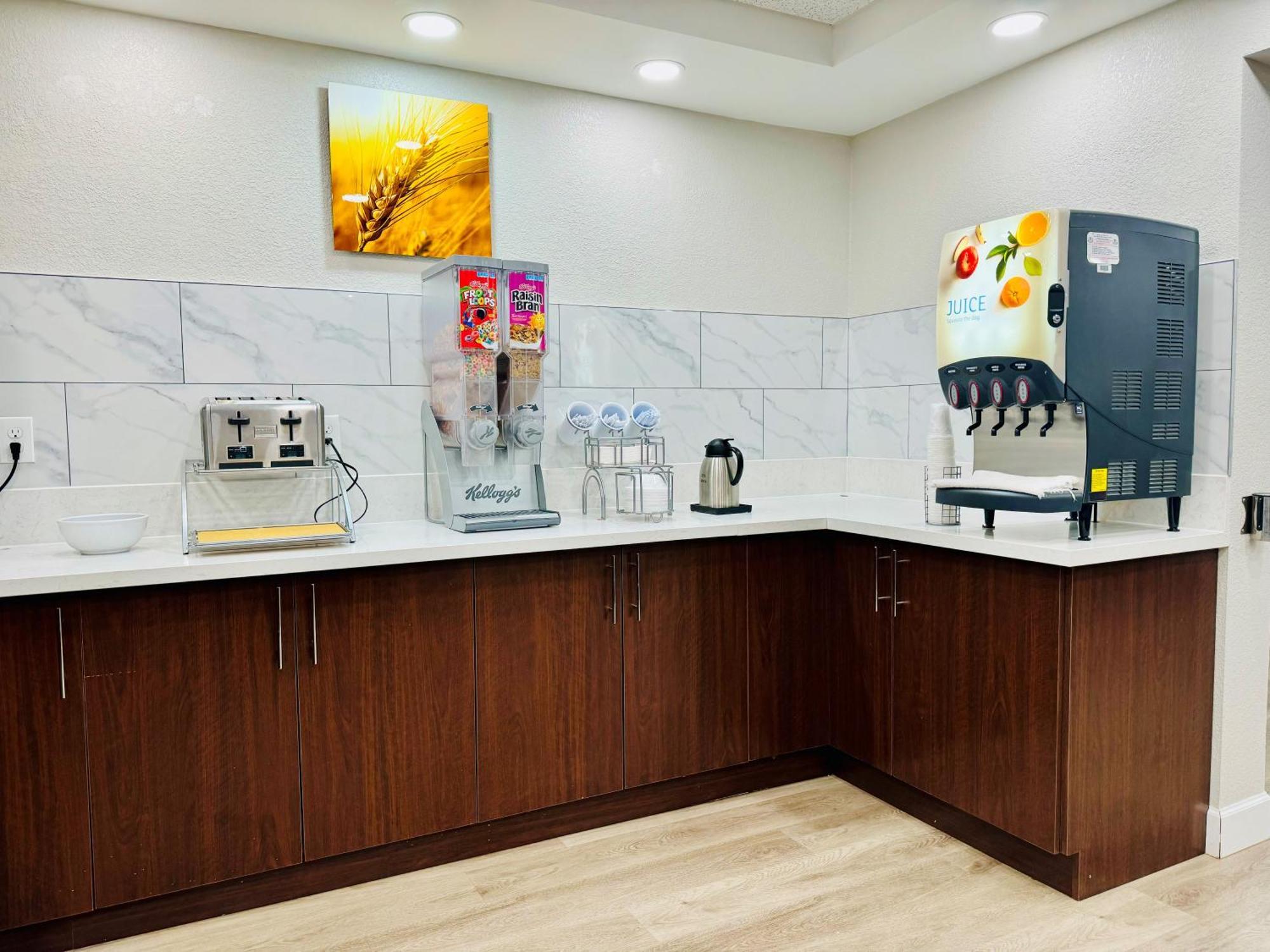 Comfort Inn & Suites Houston I-10 West Energy Corridor Ngoại thất bức ảnh