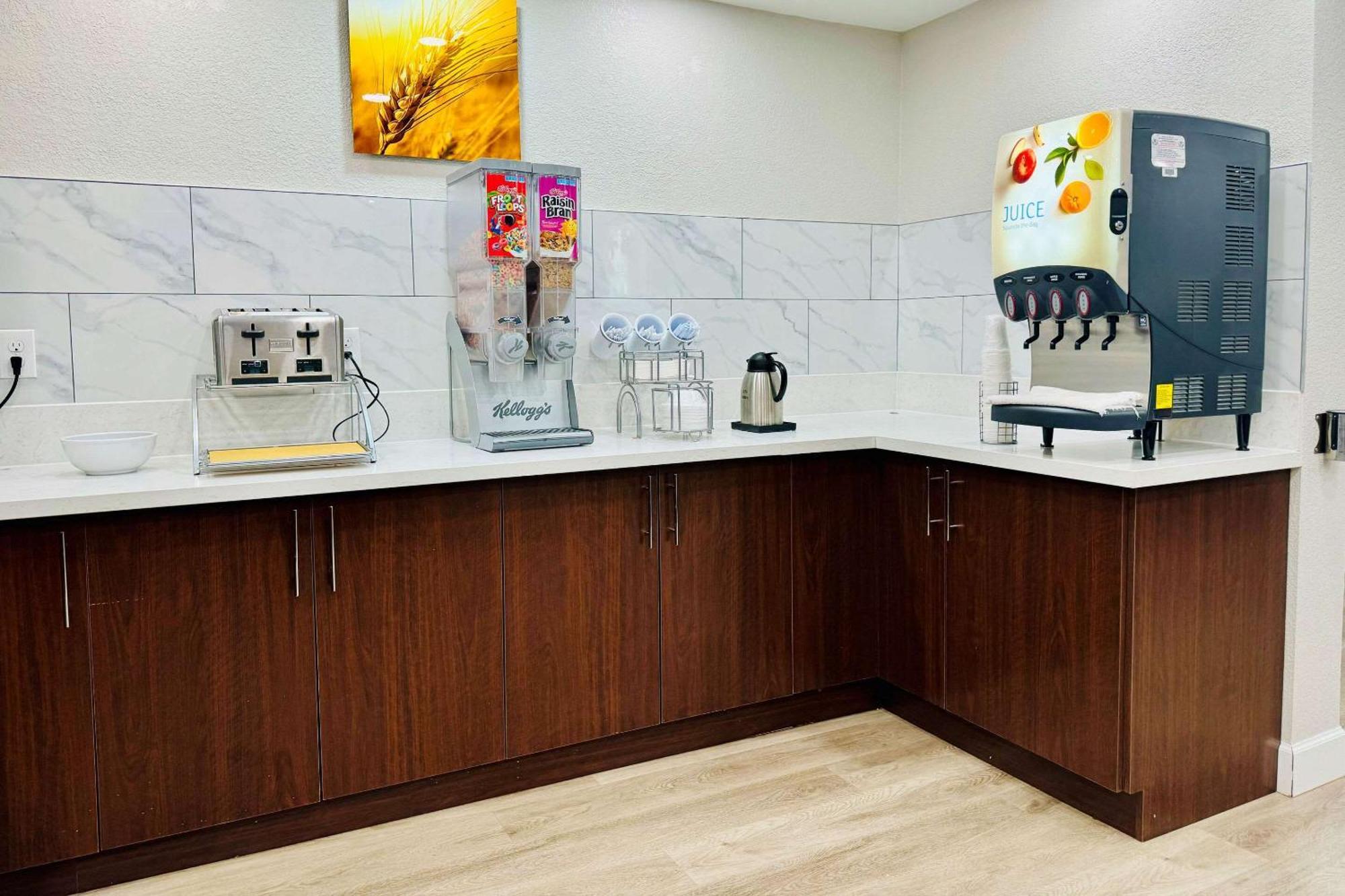 Comfort Inn & Suites Houston I-10 West Energy Corridor Ngoại thất bức ảnh