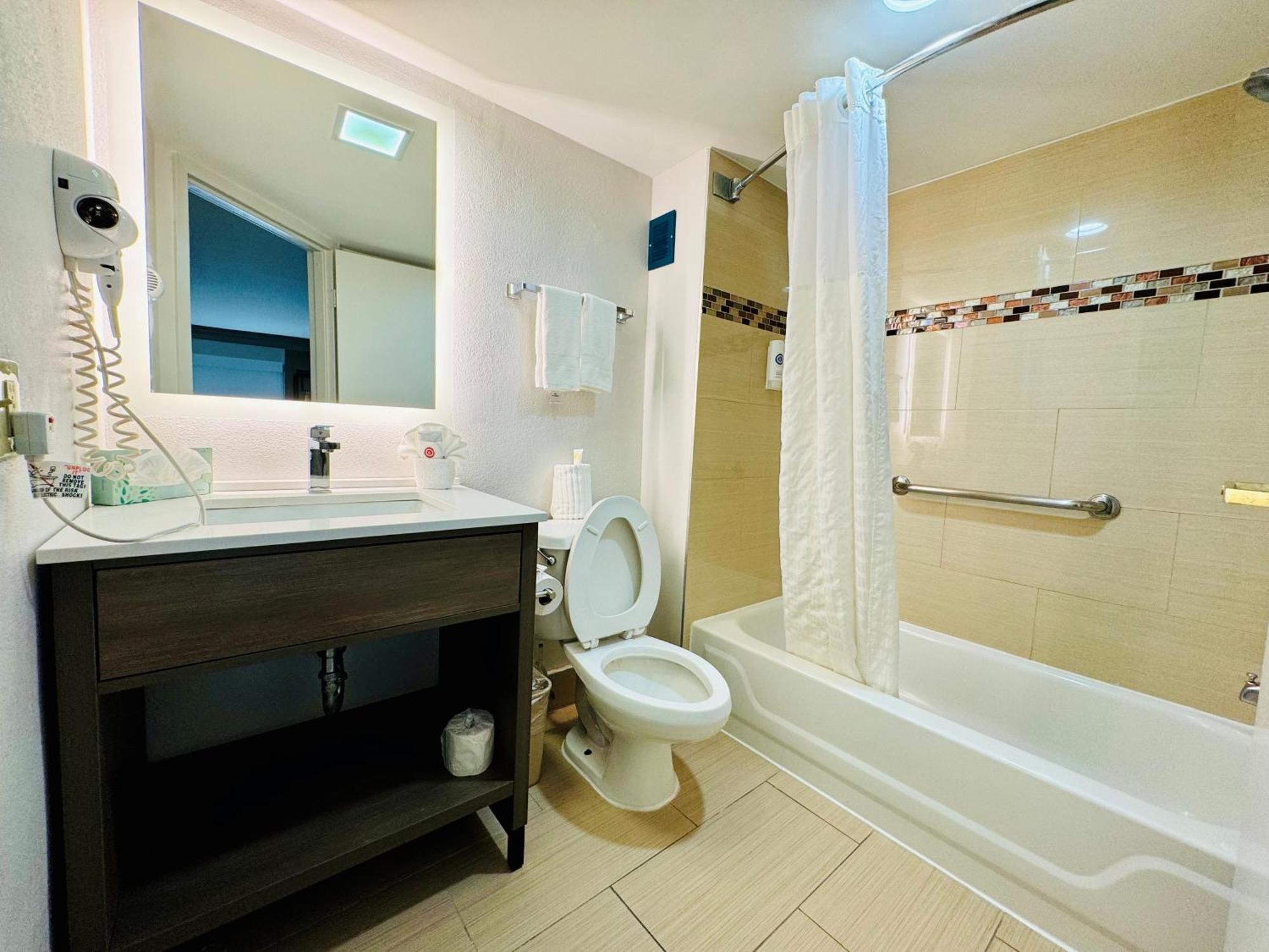 Comfort Inn & Suites Houston I-10 West Energy Corridor Ngoại thất bức ảnh